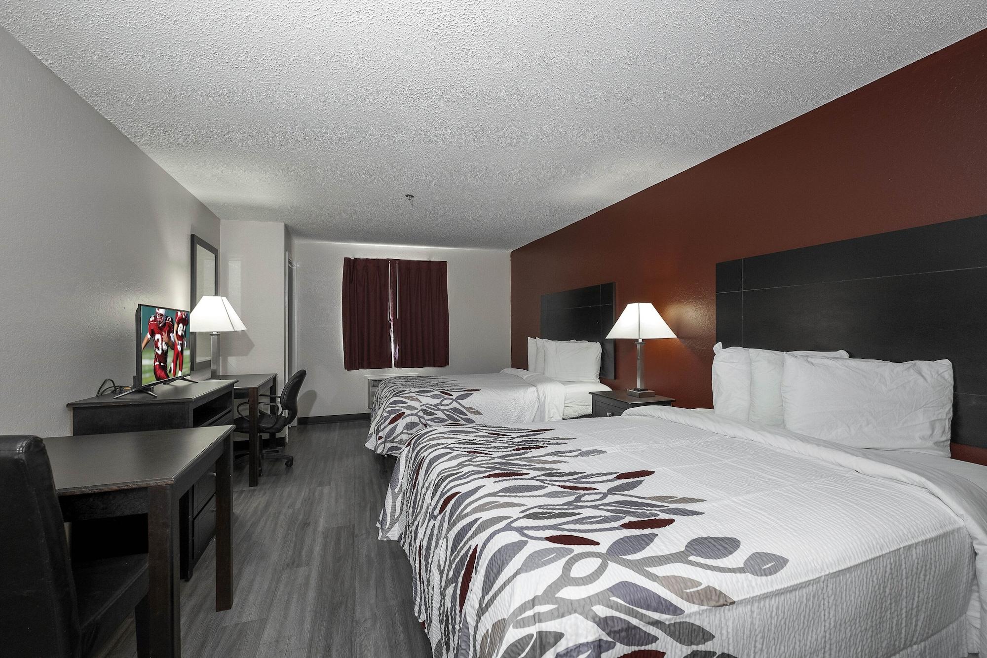 Red Roof Inn & Suites Pensacola-Nas Corry Beach Haven Exteriör bild