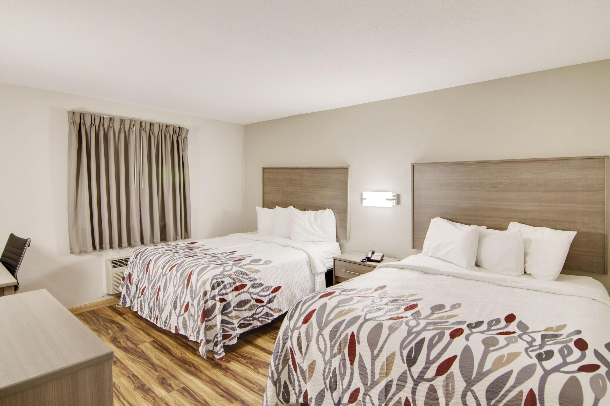 Red Roof Inn & Suites Pensacola-Nas Corry Beach Haven Exteriör bild