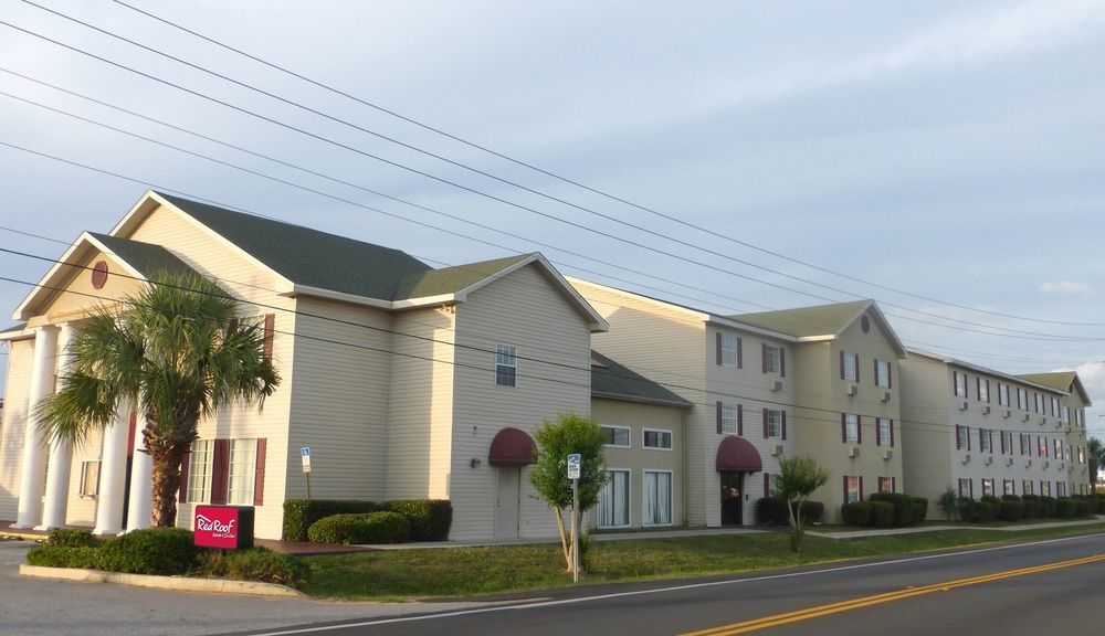 Red Roof Inn & Suites Pensacola-Nas Corry Beach Haven Exteriör bild